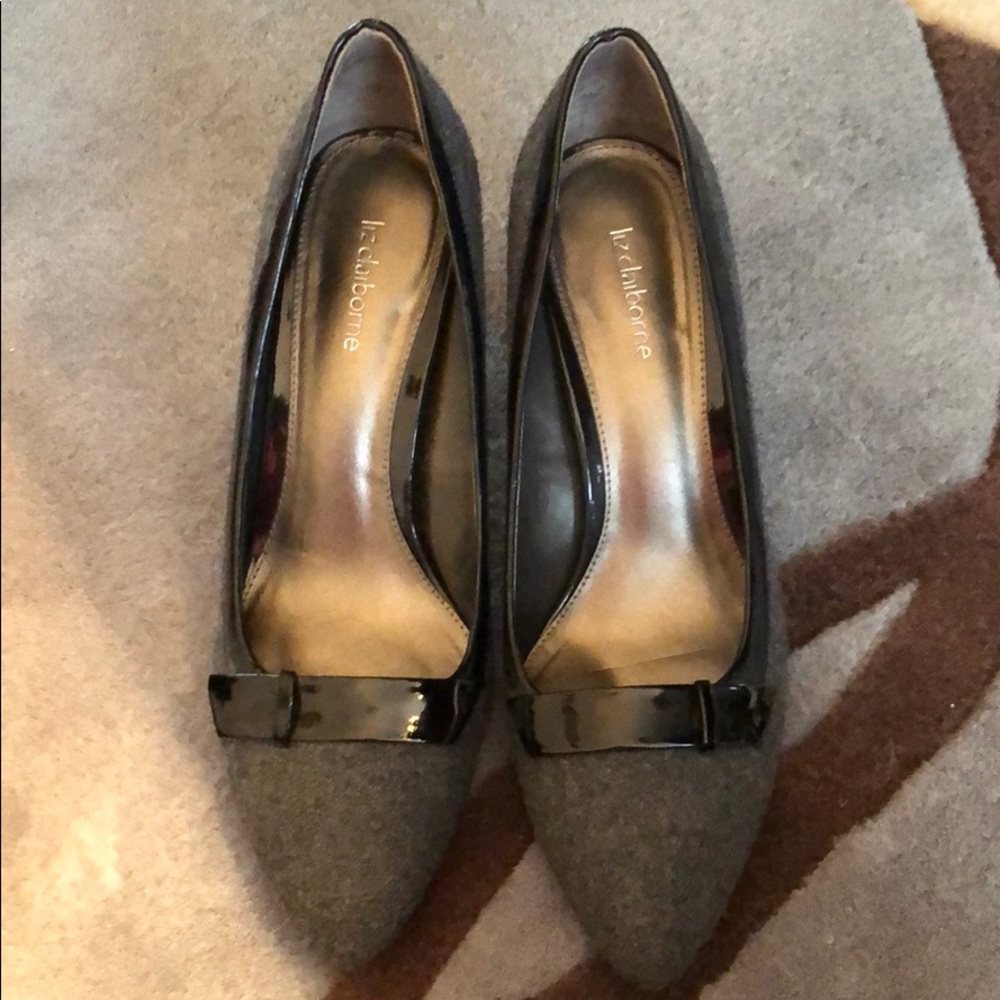 Liz Claiborne | Grey kitten heels